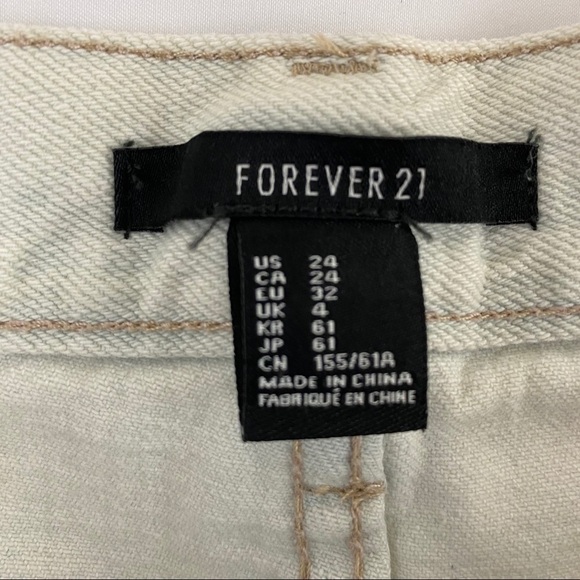 Forever 21 Distressed Chambray Denim Shorts 24 - Picture 5 of 6